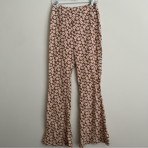 Belle du Jour Floral Lounge Set Juniors’ Size X-Large - Picture 6 of 9